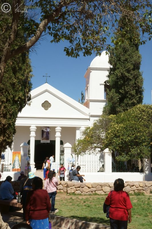 Anwohner vor der Iglesia Nuestra Senora de la Candelaria